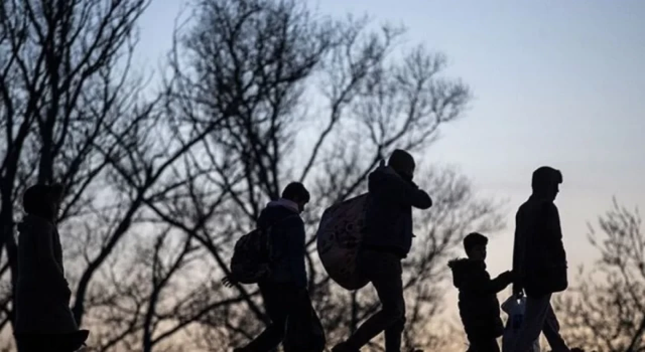 İstanbul Valisi Gül'den düzensiz göçmen açıklaması: Gözünün yaşına bakmadan sınır dışı edeceğiz