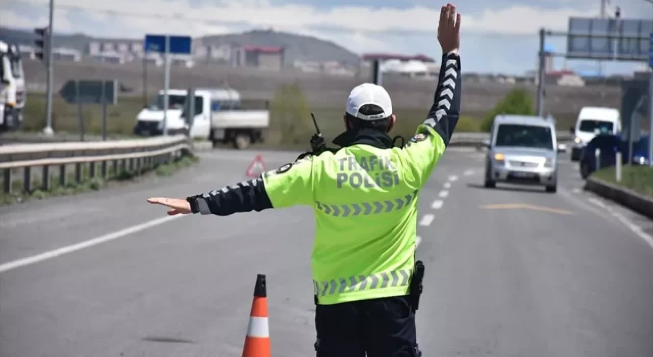 İstanbul'da 30 Ağustos Zafer Bayramı'nda bazı yollar trafiğe kapatılacak