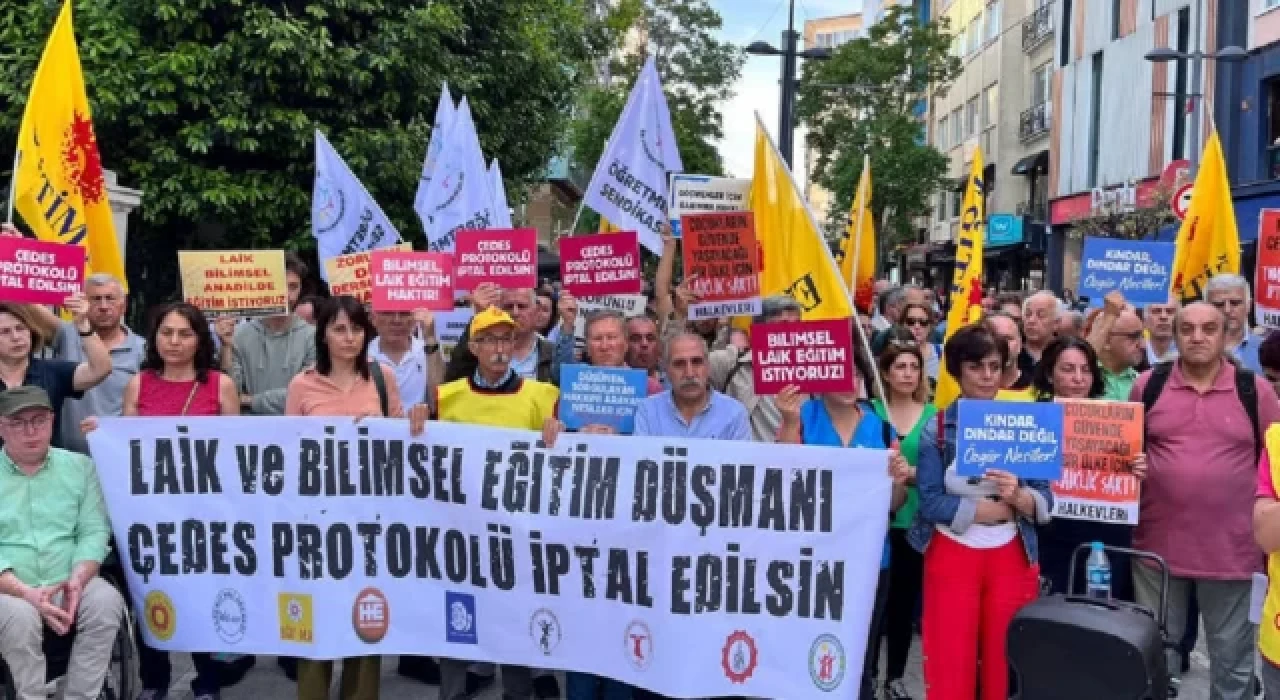 İzmir'de 16 Eylül'de büyük bir laik eğitim mitingi düzenlenecek