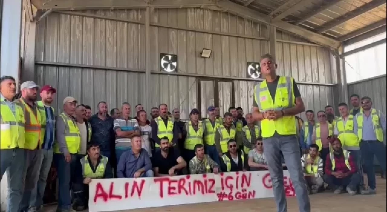 Tanzanya'da demiryolu projesinde çalışan iki bin Türk işçi maaşlarını alamadıkları için greve gittiler