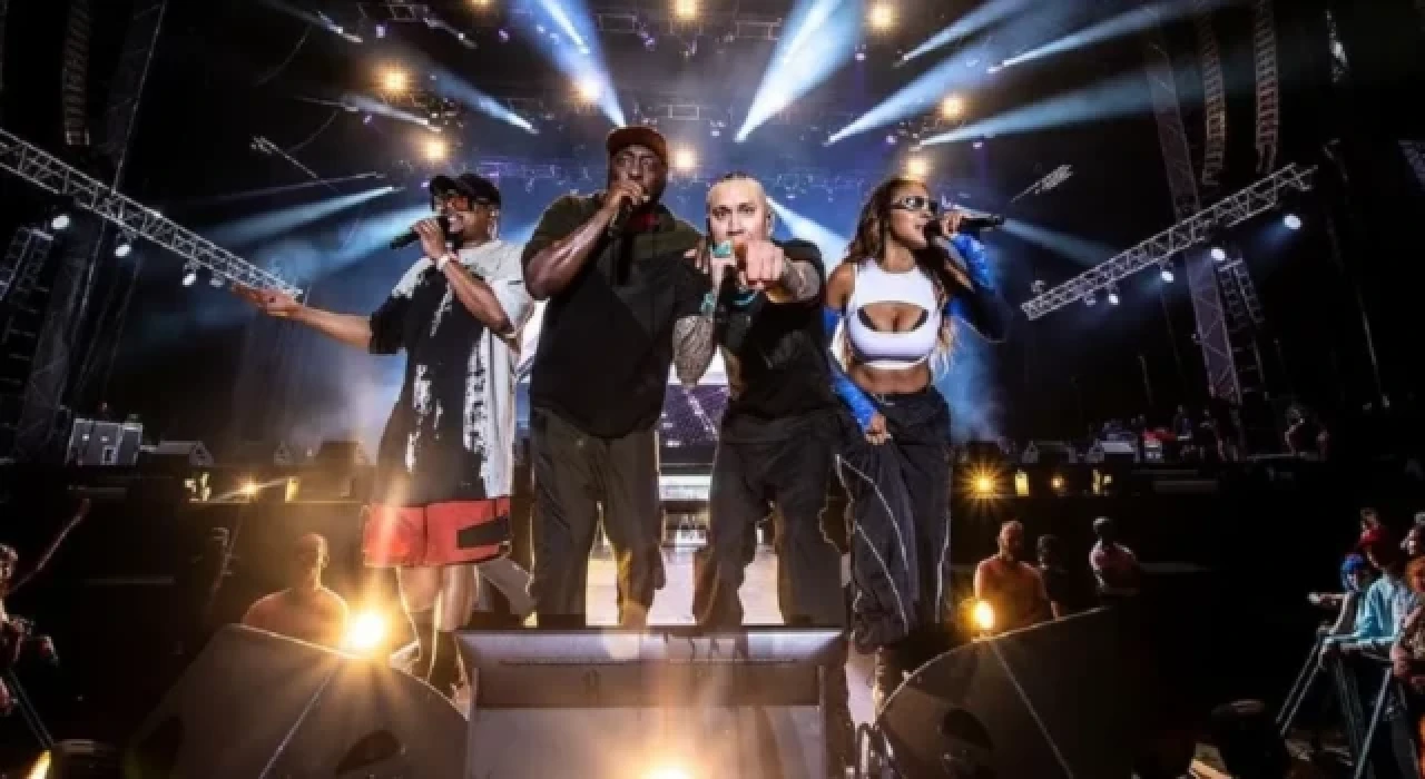 The Black Eyed Peas, gizemli milyardere teknesinde tek gecelik konser vermek için Bodrum'a geldi