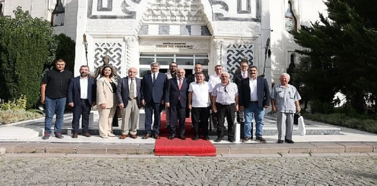 “Ankara Buluşmaları”nda Alevi Dedeleri ve Kanaat Önderleri bir araya geldi