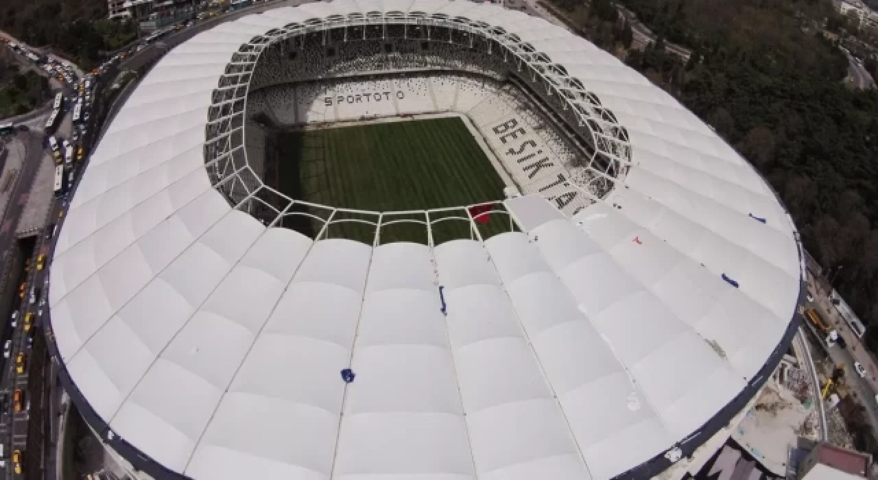 Beşiktaş stadyumunun ismi değişti: Tüpraş oldu