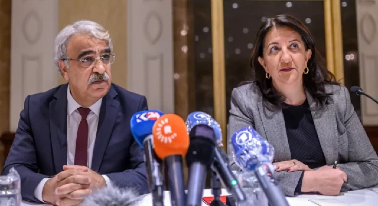 Buldan ve Sancar Yeşil Sol Parti'ye geçti Meclis’te HDP vekili kalmadı