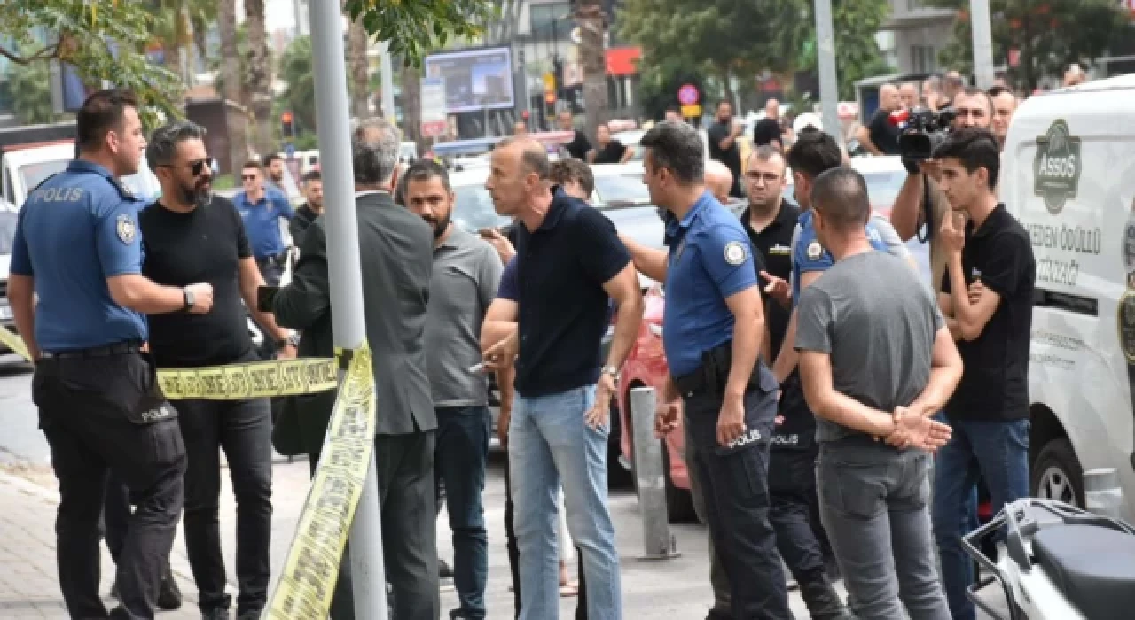 İzmir Adliyesi önünde çıkan çatışmada 1 ölü, 3 yaralı