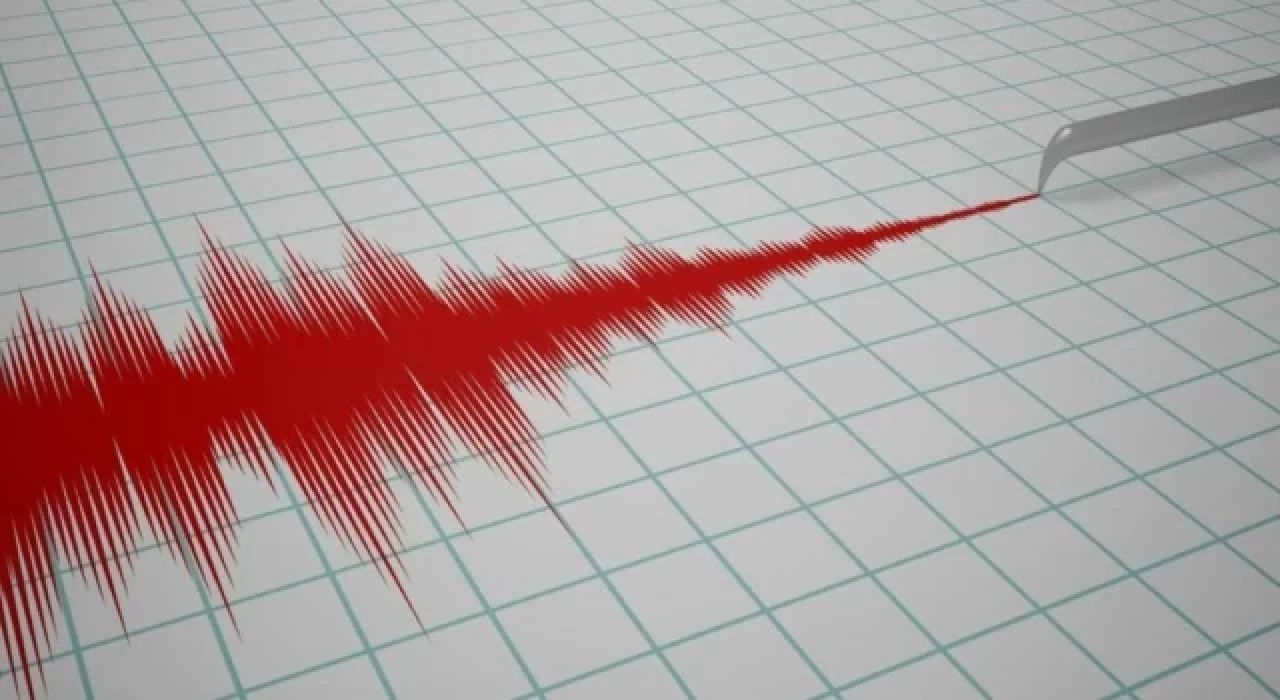 İzmir'de 4.4 büyüklüğünde deprem