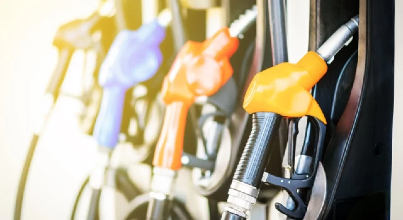 Motorine ve benzine büyük zam geliyor