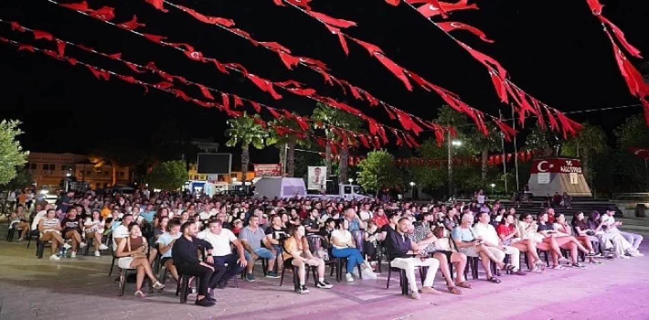 Şampiyonluk coşkusu Atapark’ta yaşandı