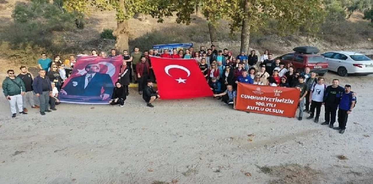 Aydınlılar Cumhuriyet’in 100. Yılını ’Trekking’ Etkinliğiyle kutladı