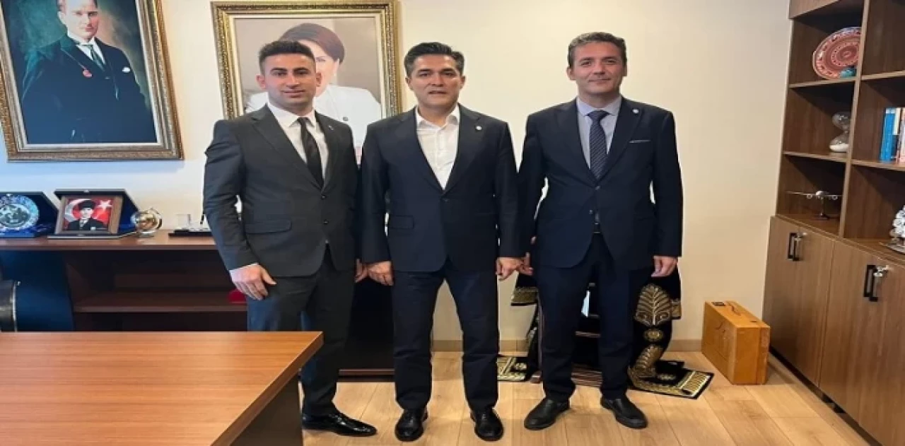 İYİ Parti Kayseri’de tüm belediyelere talip