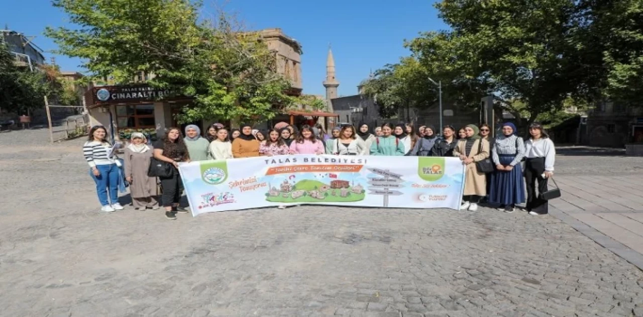 Kayseri Talas’tan yeni öğrencilere oryantasyon