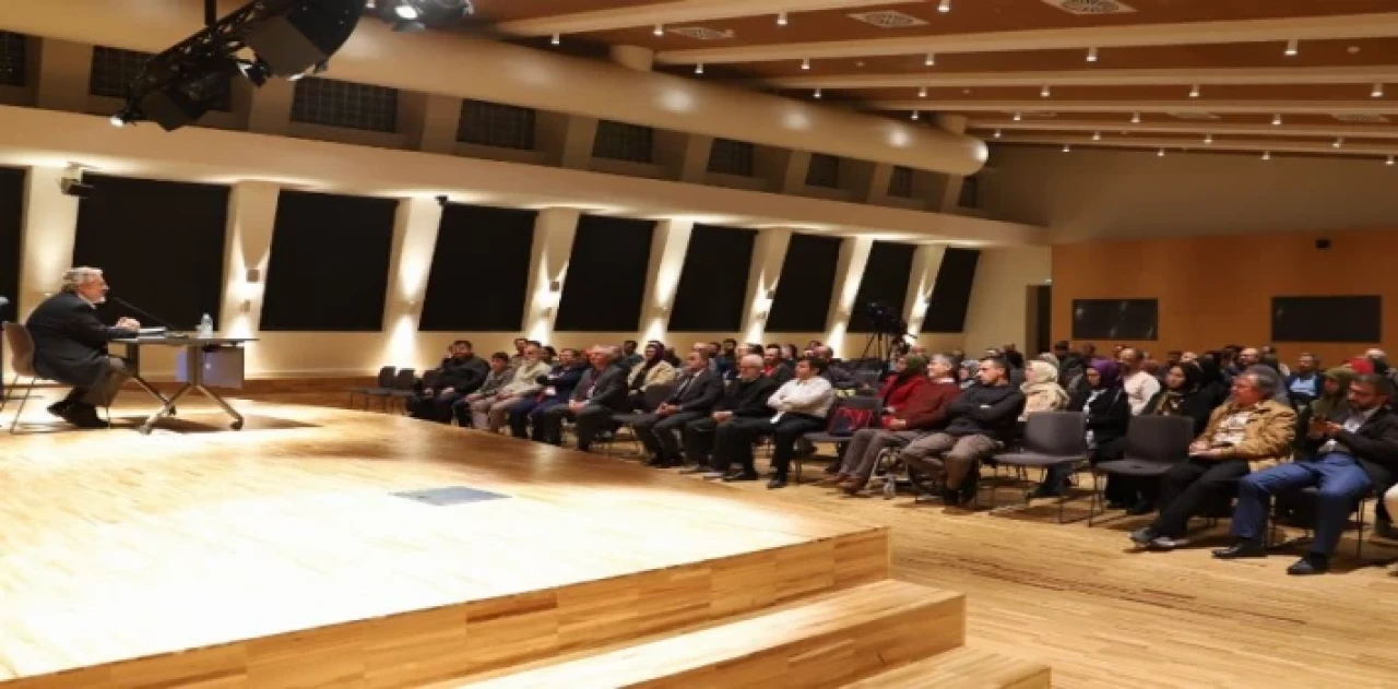 Konya Büyükşehir’in “Konya Okulu” programları başladı