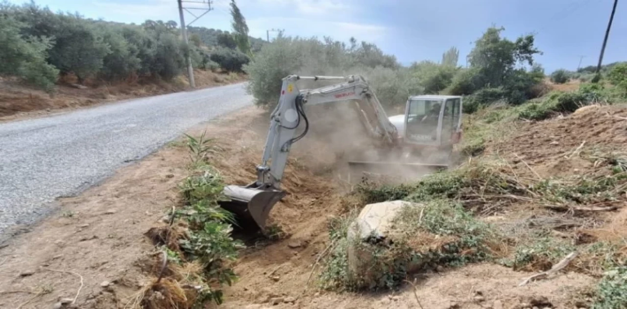 Manisa’da olası taşkınlara karşı temizliklere devam