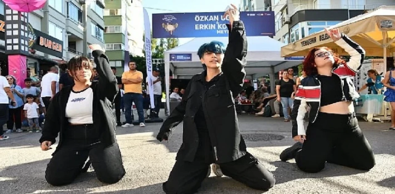 Mersinliler 5. Mersin Kushimoto Sokağı Sokak Sanatçıları Festivali’ne yoğun ilgi gösterdi