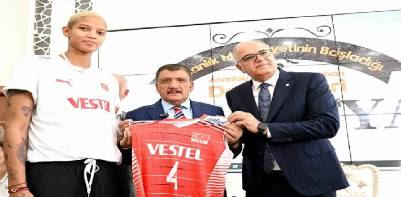 Milli Voleybolcu Vargas Malatya’da