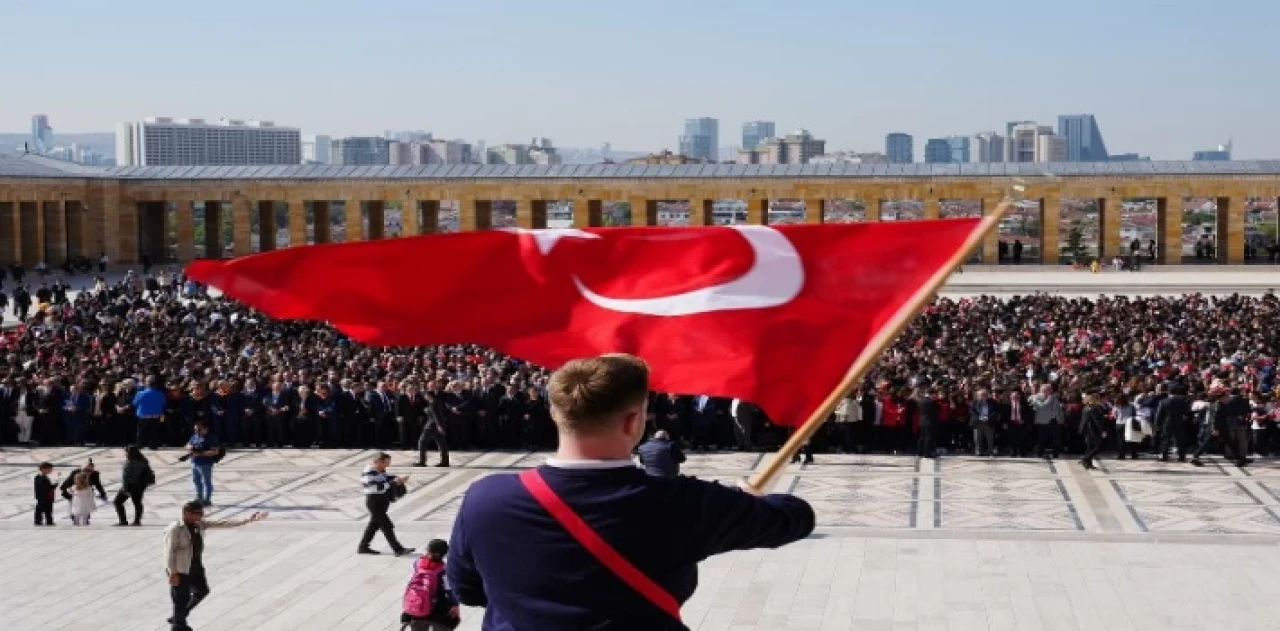 TED ailesinden Anıtkabir’e 100. yıl ziyareti