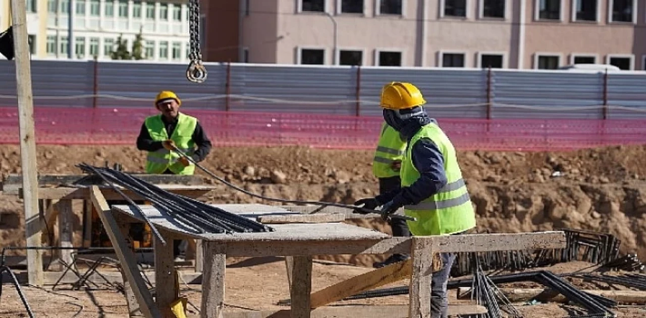 Toplum ve Ruh Sağlığı Merkezi ve sağlıklı hayat merkezi’nin yapımı devam ediyor