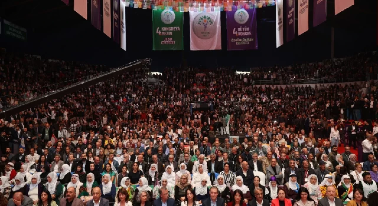 Yeşil Sol Parti'nin yeni ismi HEDEP, eş başkanlar Tülay Hatimoğulları ve Tuncer Bakırhan oldu