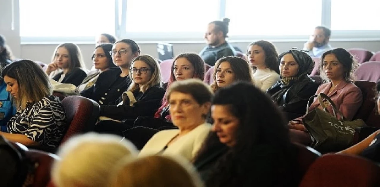 3 Uluslararası Sürdürülebilir Yaşam Kongresi Karşıyaka’da yapıldı Tugay; ”Hedeflerimize kararlılıkla ilerliyoruz”