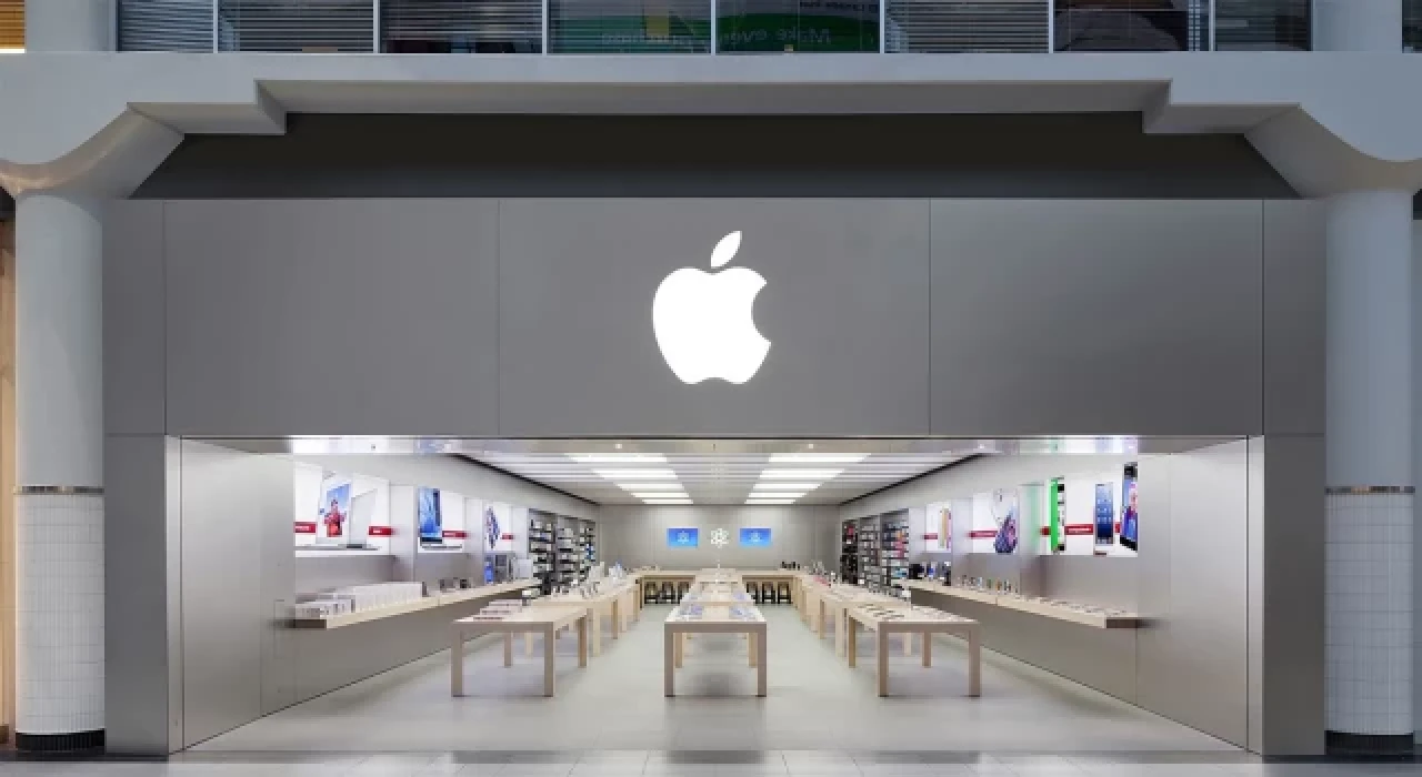 Apple Avrupa Birliği'ne boyun eğdi: Artık üçüncü taraf mağazalara izin verecek