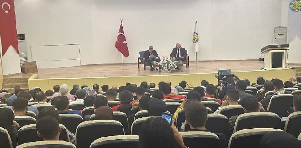 Büyükşehir Belediye Başkanı Harran Üniversitesi’nde Öğrencilerle Buluştu