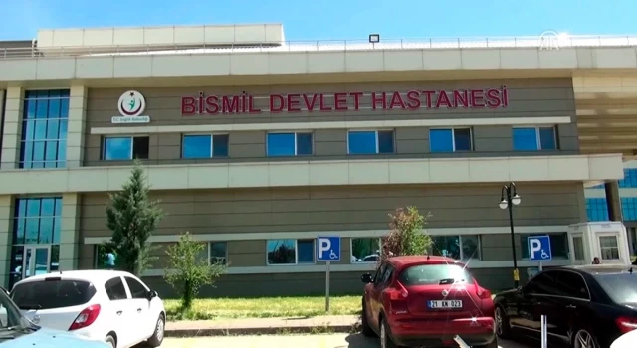 Diyarbakır'da kayıt dışı estetik ameliyat gerçekleştiren 2’si doktor, 4 kişiye gözaltı