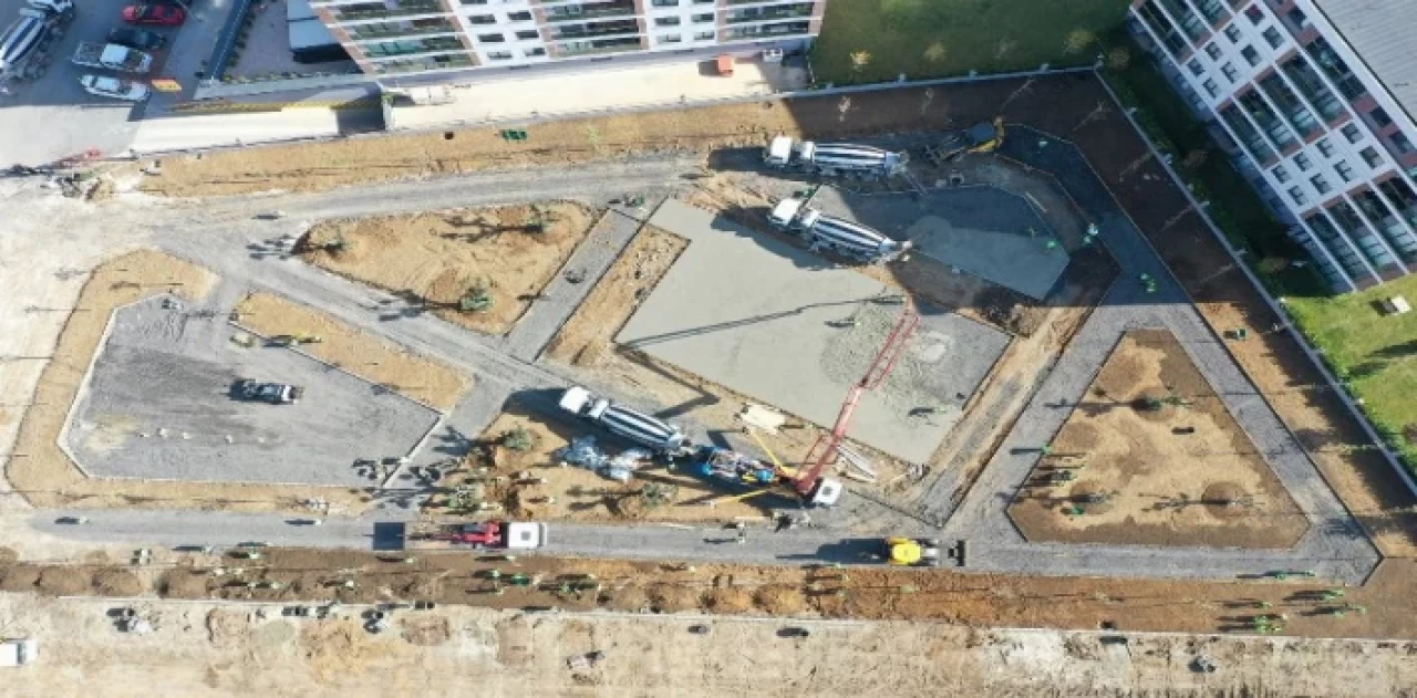 İstanbul Beylikdüzü’nde 5 dönümlük park 47 saatte tamamlandı