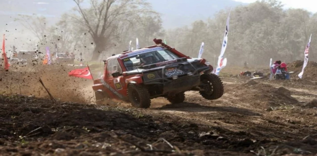 Off Road’da adrenalin tavan yaptı