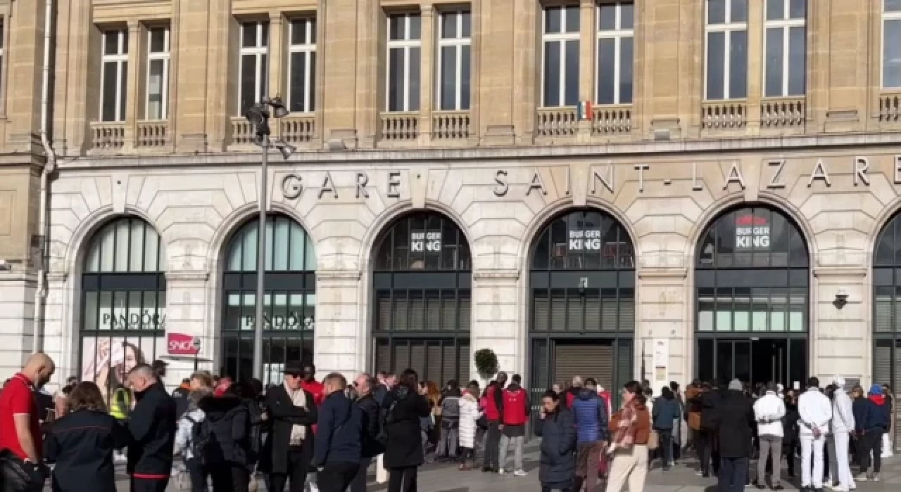 Paris'te bomba ihbarı: Tren garı boşaltıldı