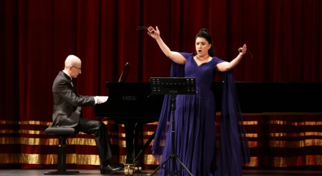 Soprano Pervin Chakar kimdir, kaç yaşında, aslen nereli?