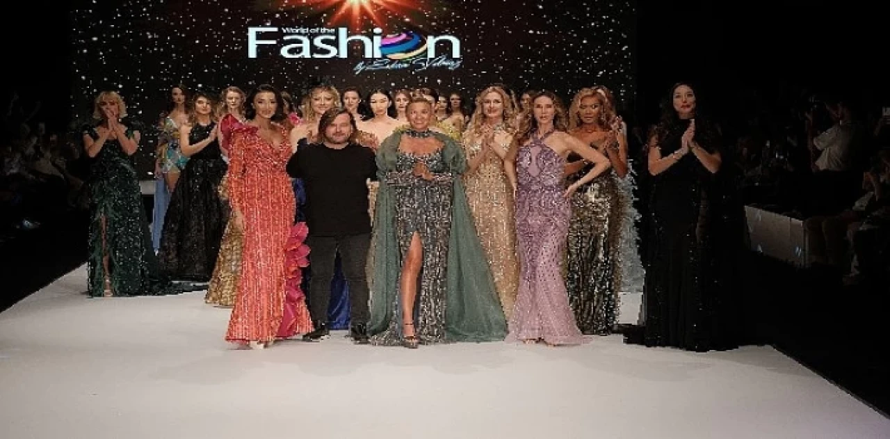 World of Fashion’dan görkemli defile