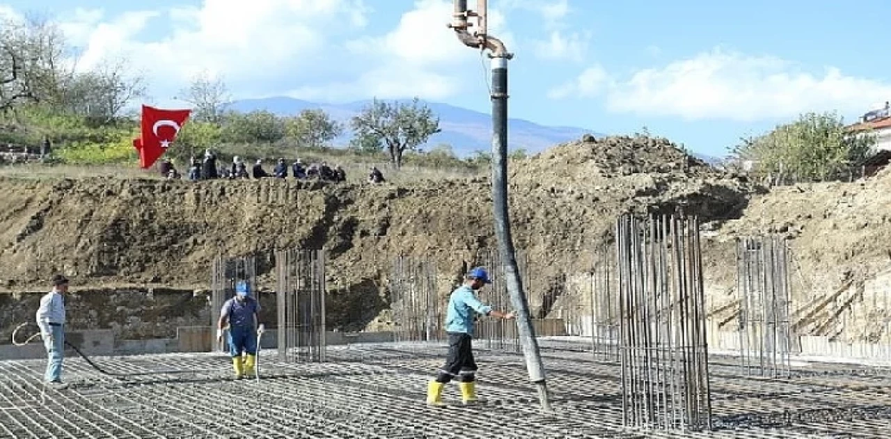 Yeniceköy Hz. Ali Camisinin Temeli Törenle Atıldı