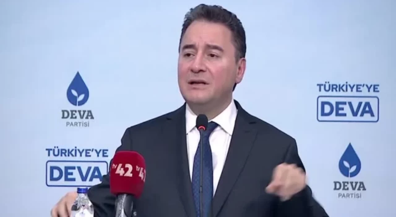 Ali Babacan: Merkez Bankası Başkanı şikâyet ediyorsa öğrenciler ne yapsın?