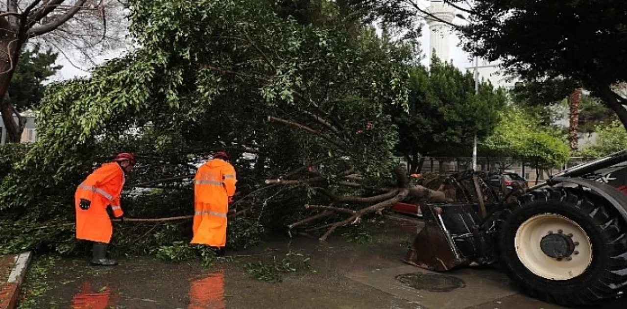 Antalya Büyükşehir ekipleri yağmur için teyakkuzda