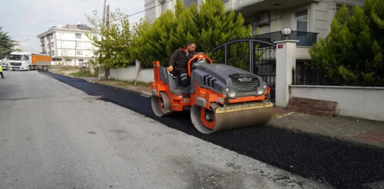 Beylikdüzü’nde eş zamanlı yol bakım çalışmaları