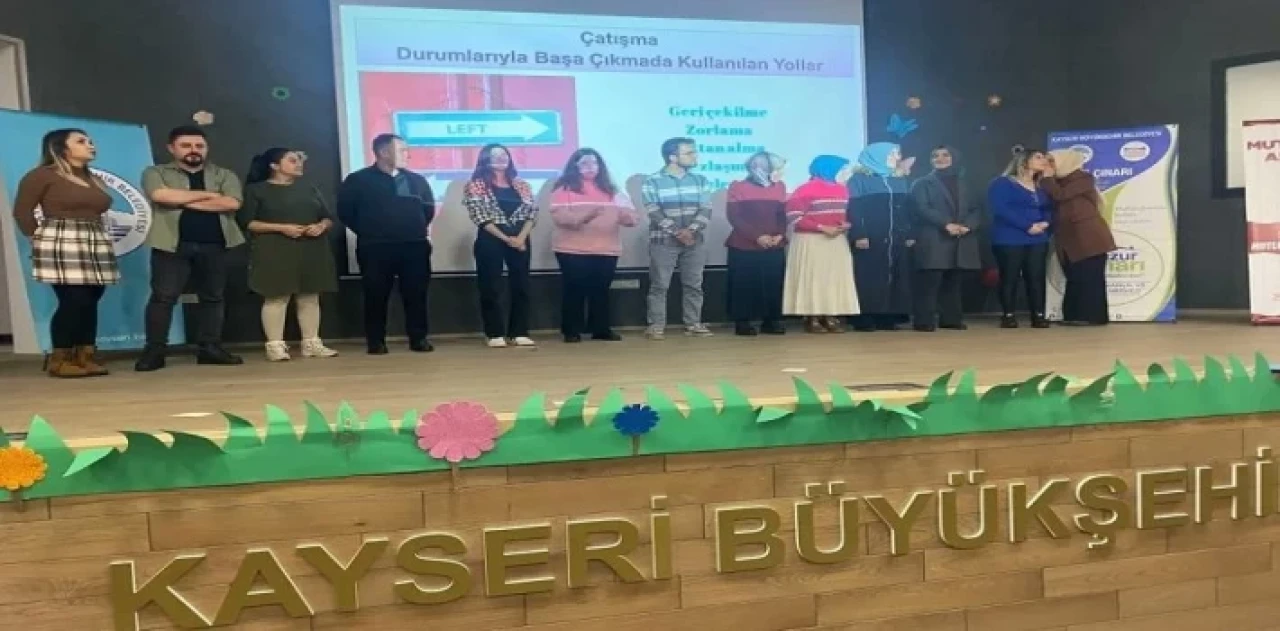 KAYMEK ’Mutlu Evlilik’ eğitimlerine devam ediyor