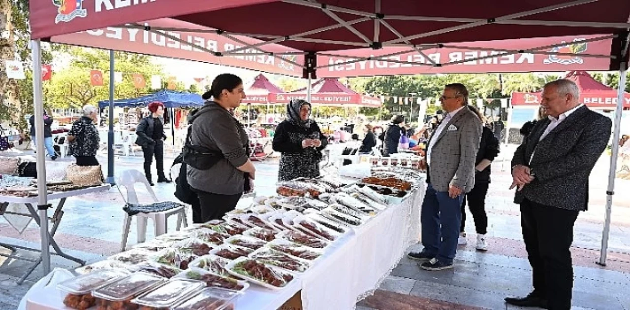 Kemer’de “Üreten ev hanımları kermesi”