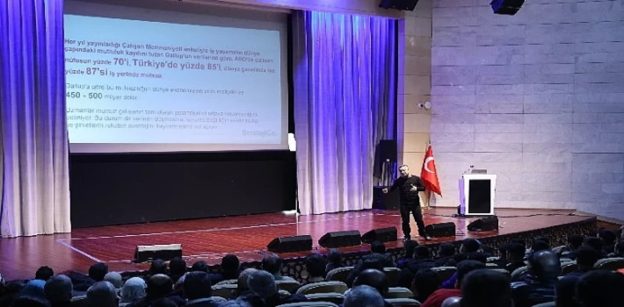 Konya Büyükşehir Personeline “İletişim Becerileri ve Motivasyon” Eğitimi