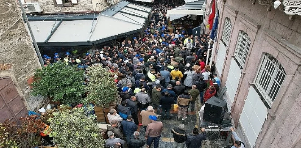 Soyer canlı bağlantı ile işçilere seslendi