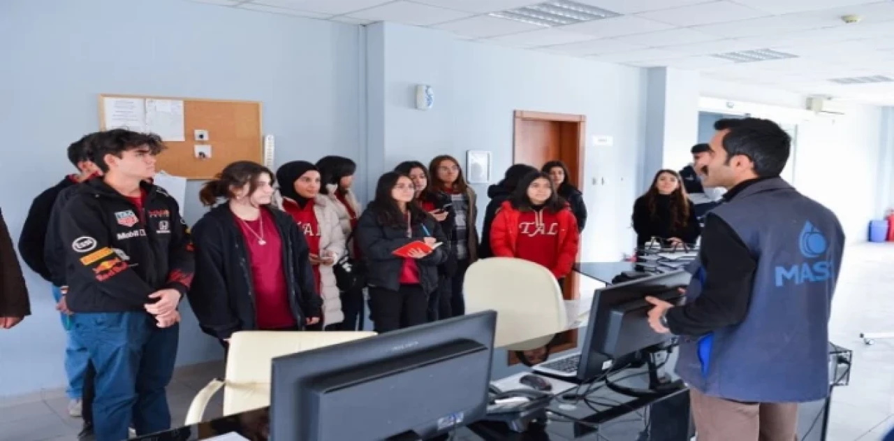 Tecde Anadolu Lisesi öğrencilerinden MASKİ’ye ziyaret