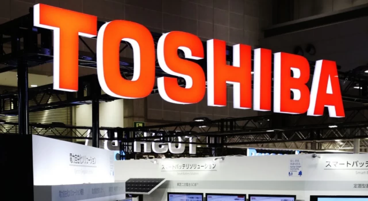 Toshiba Tokyo Borsası'ndan çıkarıldı