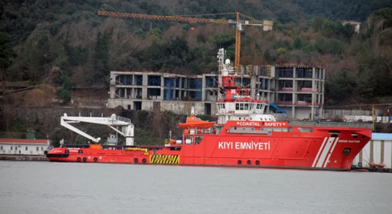 Zonguldak'ta batan geminin kayıp 7 personelini arama çalışmaları devam ediyor