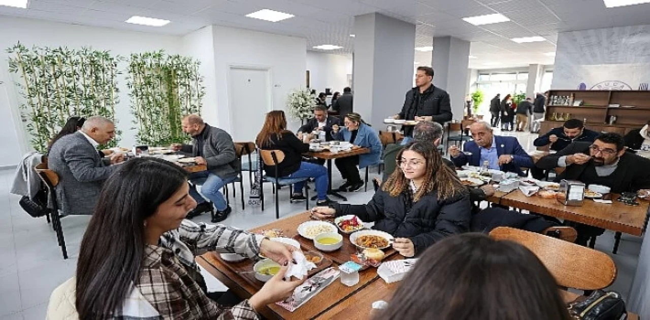 Buca’da Belediye Lokantası açıldı