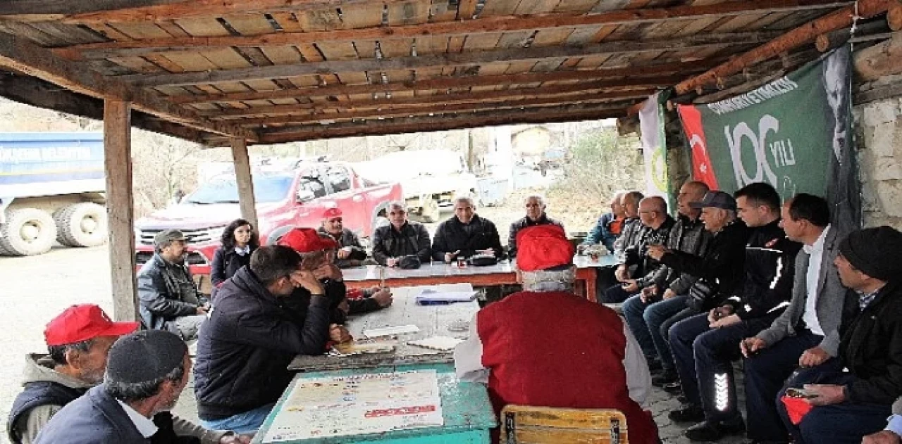 Büyükşehir Belediyesi’nin orman köylüsüne yangın eğitimi sürüyor