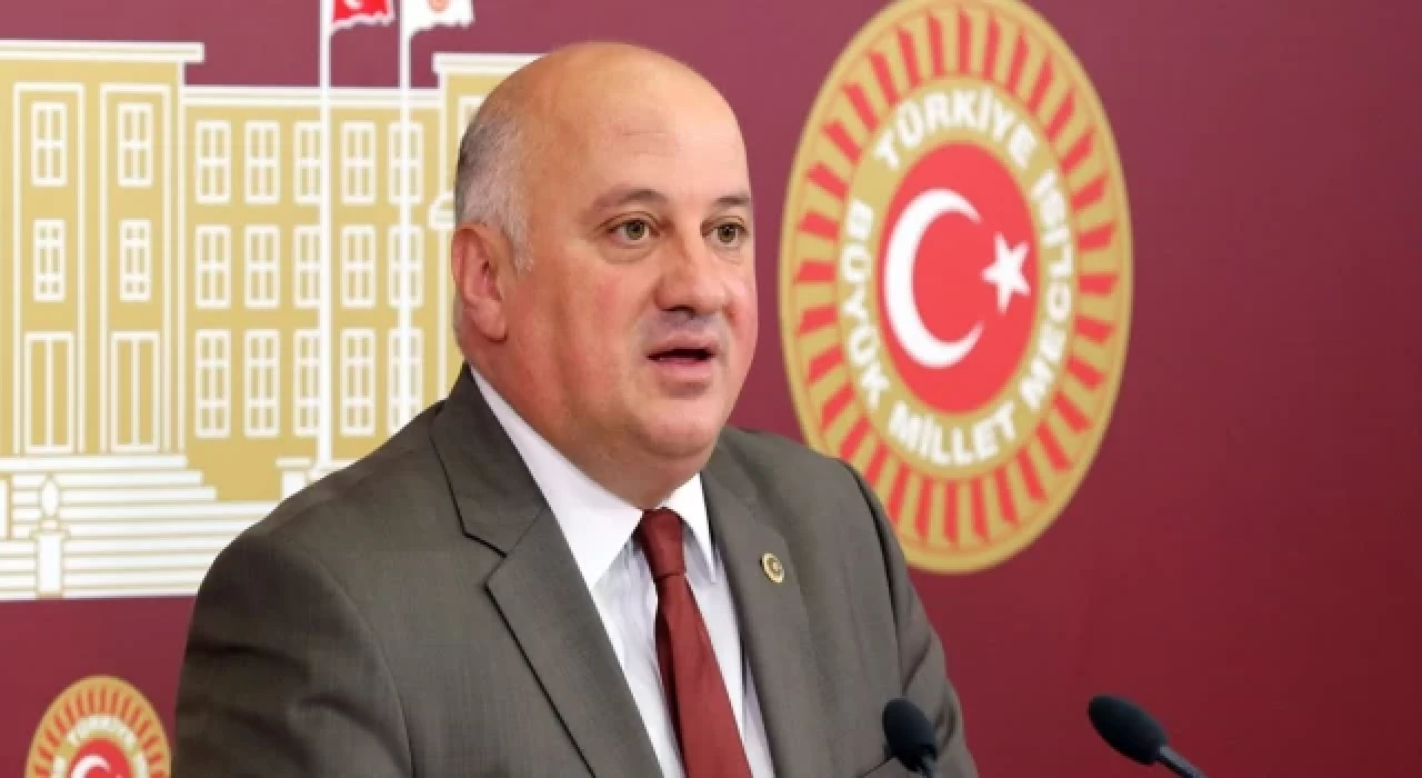 CHP’nin yeni TBMM İdari Amiri Uğur Bayraktutan oldu