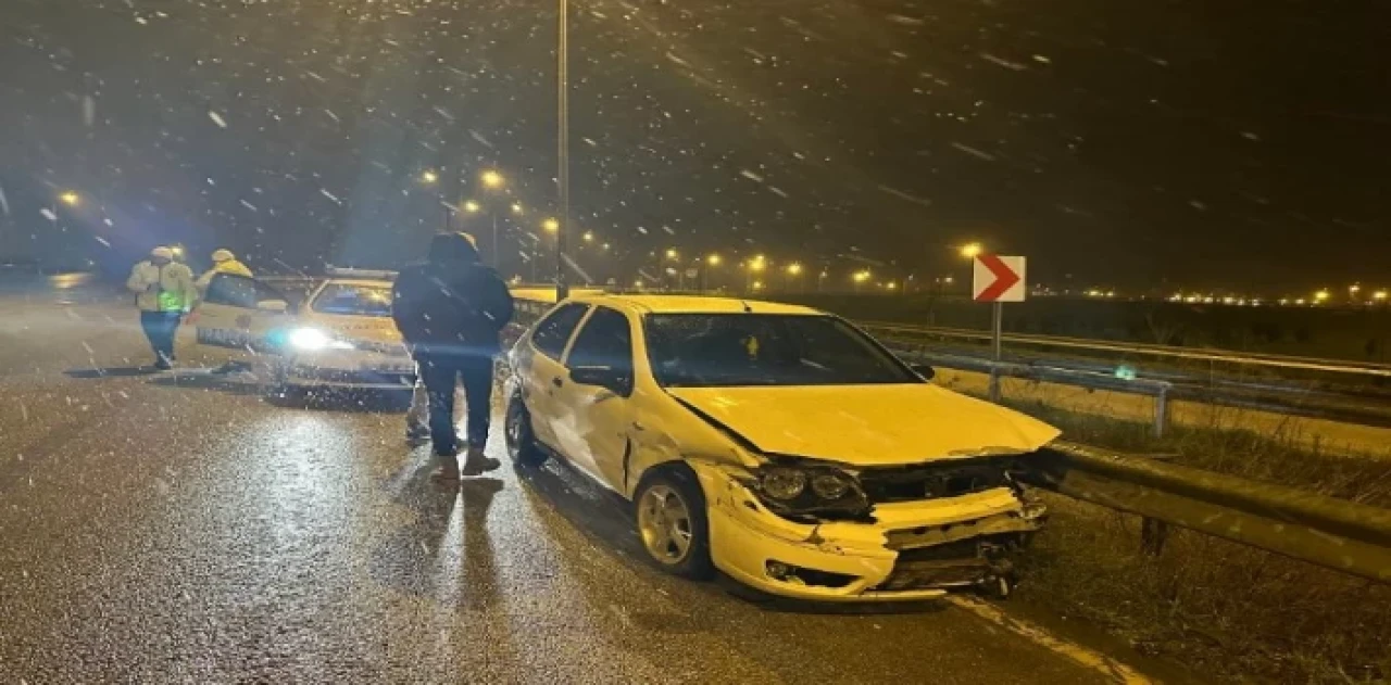 Düzce’de kaza... Sürücü aracını terkedip kaçtı!