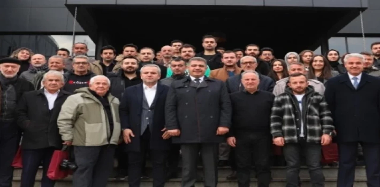 Düzce’de Vali Aslan gazetecilerle buluştu