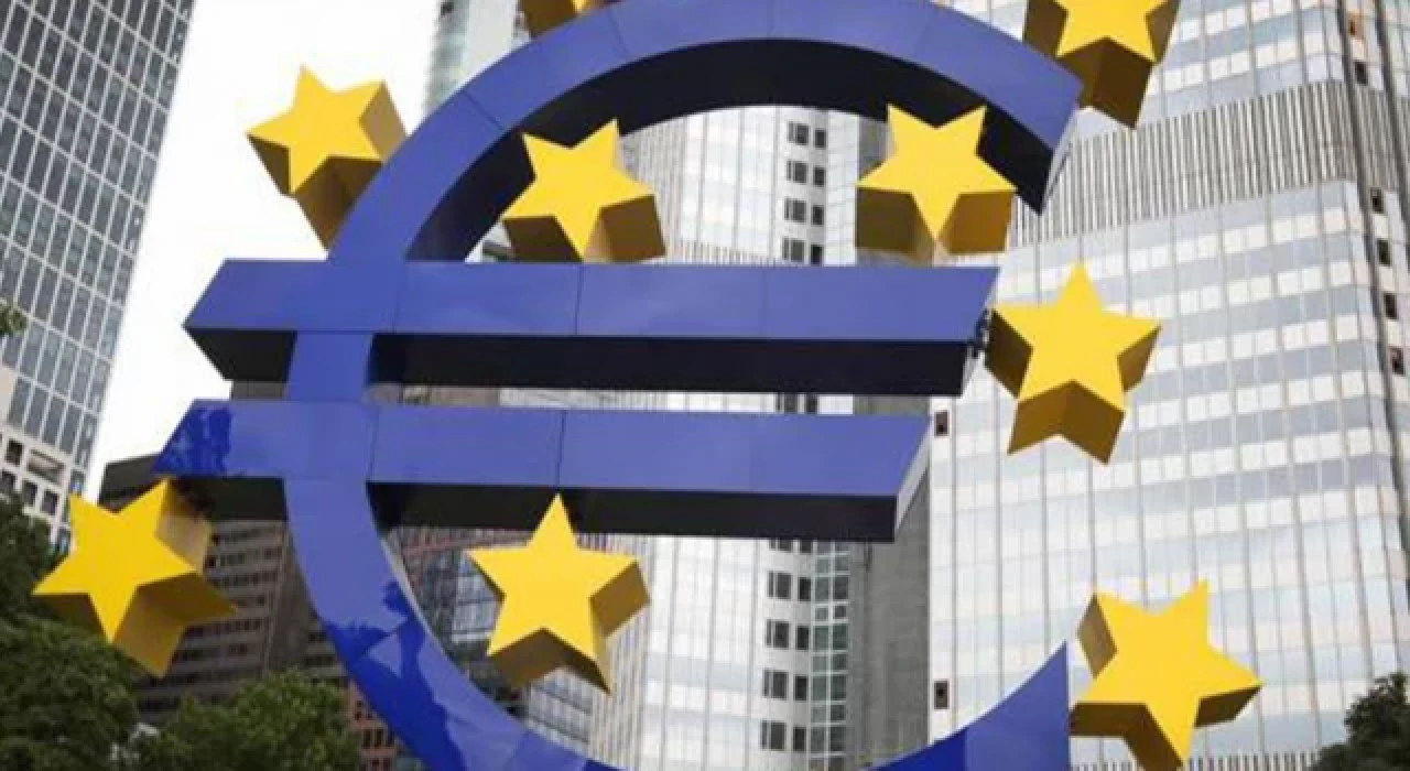 Euro Bölgesi'nde tüketicilerin enflasyon beklentisi geriledi