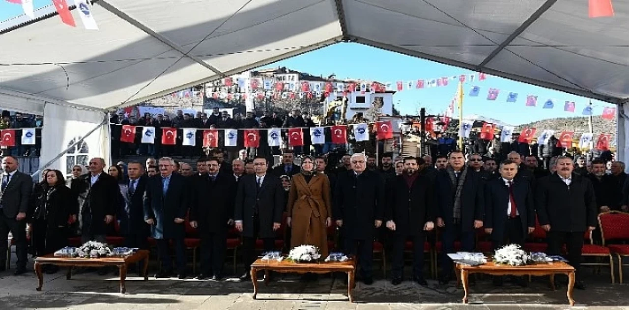 Kalecikli vatandaşlar tarihi dönüşüme tanıklık etti