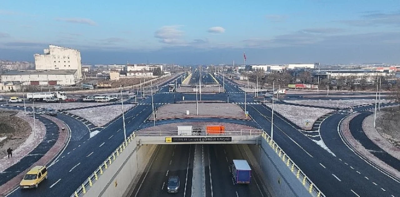 Konya Büyükşehir Sedirler Köprülü Kavşağı’nı Tamamladı